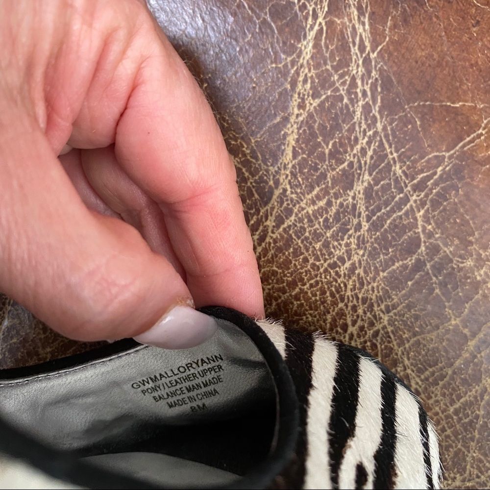 Guess By Marciano Gwmalloryann zebra hairy pumps 8 - Picture 7 of 7